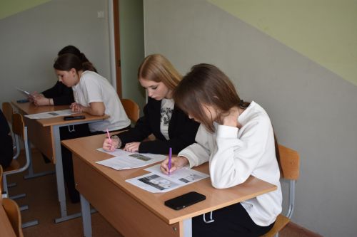 Верхнеуслонские школьники посоревновались в знании правил дорожного движения