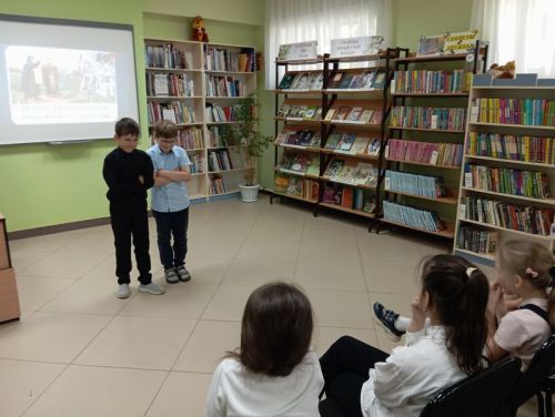 Урок «Букв таинственная вязь» прошёл в библиотеке Верхнего Услона