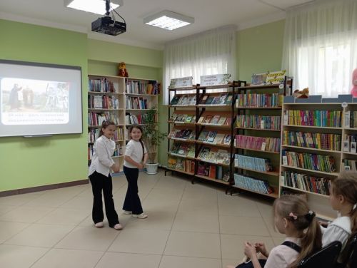 Урок «Букв таинственная вязь» прошёл в библиотеке Верхнего Услона