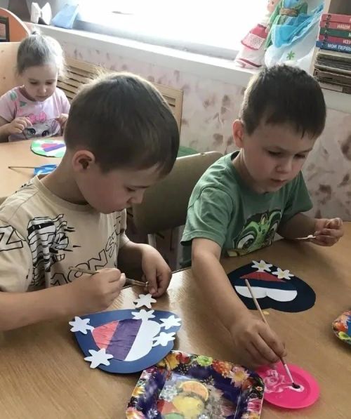 Балалар Россия көненең әһәмиятен аңладылар