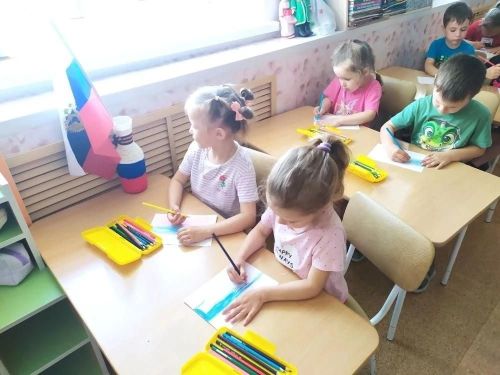 Балалар Россия көненең әһәмиятен аңладылар