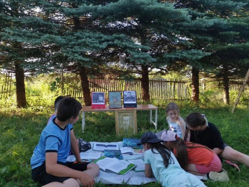 Кызыл Байрак балалары Шүрәледә кунакта булдылар