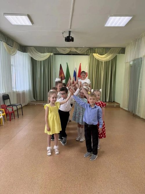 «Каенкай»да Россия көненә багышланган күңел ачу чарасы узды