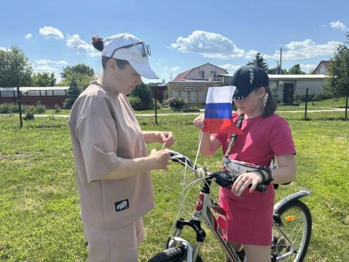 Татар Борнашы балалары Россия көнен велоузыш белән билгеләп үттеләр