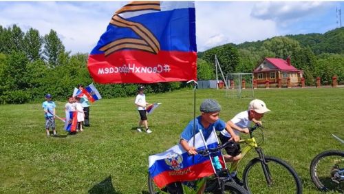 Велопробег в честь Дня России прошел в Макулове
