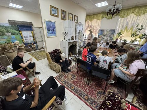 В Набережных Морквашах школьников познакомили с народными промыслами