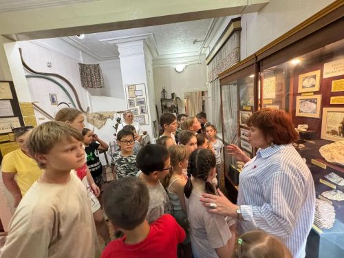 Яр Буе Морквашы балалары Белоруссия әдәбияте белән таныштылар