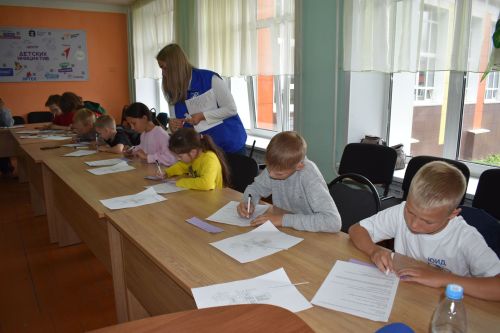 «Первые за БДД»: в районе наградили лучших знатоков ПДД