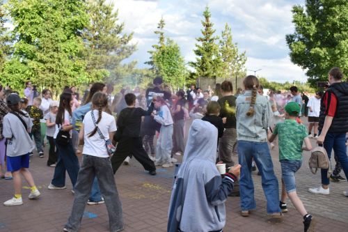 В Верхнем Услоне ярко и весело встретили лето
