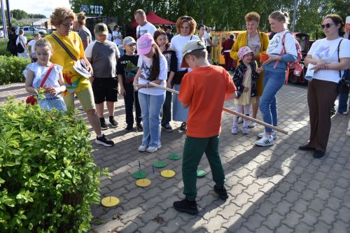 В Верхнем Услоне ярко и весело встретили лето