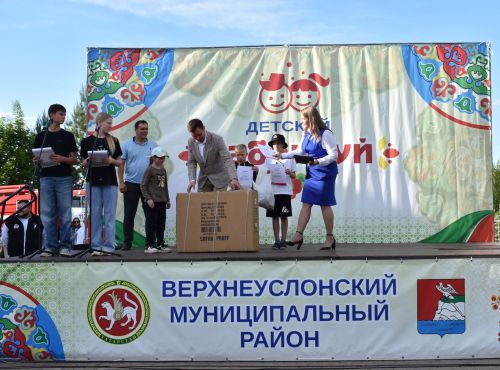 «Первые за БДД»: в районе наградили лучших знатоков ПДД
