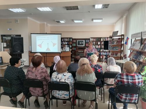 В библиотеке Верхнего Услона прошёл вечер русской культуры