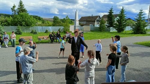 Волшебство в Кильдеево: как «Сказочная страна» встретила День детей