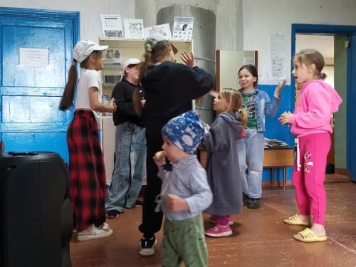 Мәмәтхуҗада балалар китап диңгезенә сәяхәт кылдылар