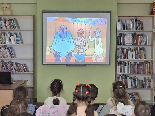 В Районной детской библиотеке устроили пушкинский серпантин для дошколят