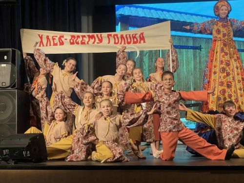 От учебного станка - к сиянию софитов
