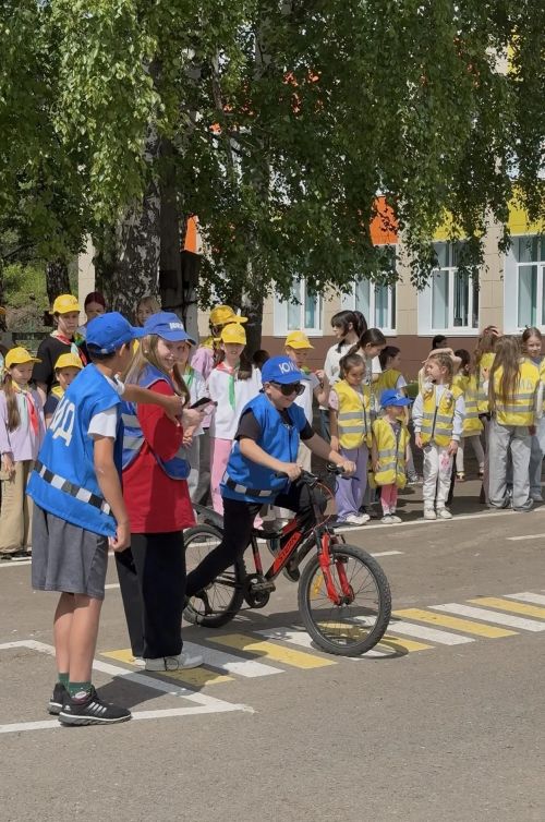 В пришкольном лагере Верхнего Услона через игры повторили ПДД