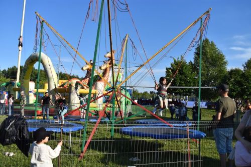 Ложки с яйцами, мешки и салют: как гуляли на Сабантуе в Верхнем Услоне