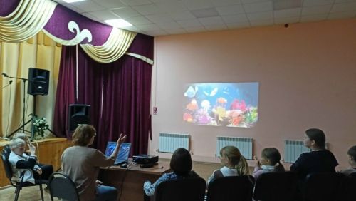 В Кильдееве детям раскрыли тайны подводного мира ко Всемирному дню океанов