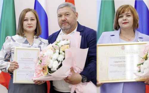 Два больших сердца: социальные работники района получили заслуженные награды