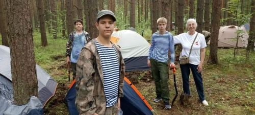 Поисковый отряд из Верхнего Услона в очередной экспедиции