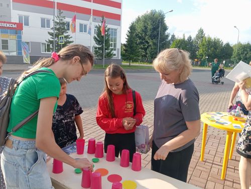 В Верхнем Услоне дети и родители играли в литературный калейдоскоп