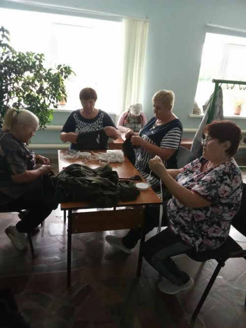 Волонтёры из Куралова приготовили 468 пакетиков чая и бельё для бойцов