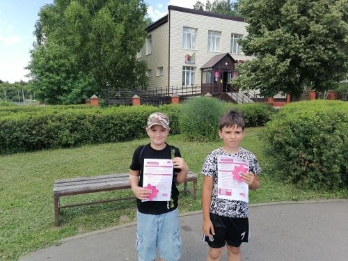 В Верхнеуслонской детской библиотеке открылась выставка «Через веру и любовь»
