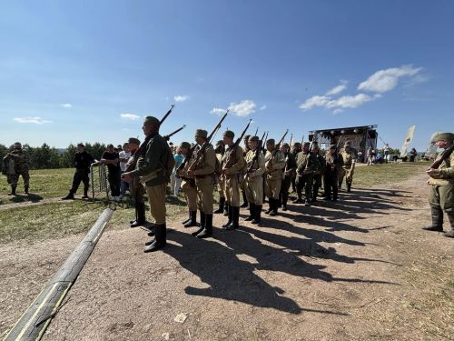 В Верхнем Услоне прошёл исторический фестиваль с реконструкцией боёв 1918 года