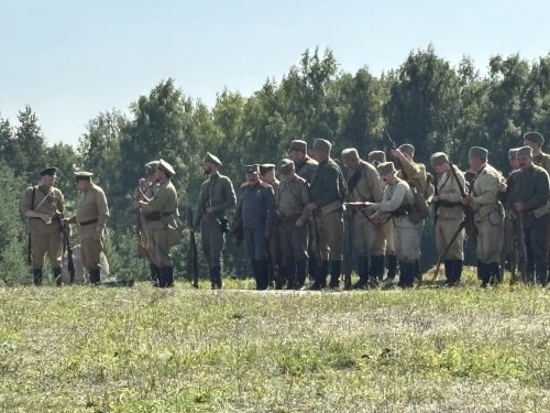 В Верхнем Услоне прошёл исторический фестиваль с реконструкцией боёв 1918 года