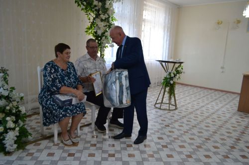 Супруги Скаредновы раскрыли секрет счастья в день золотой свадьбы