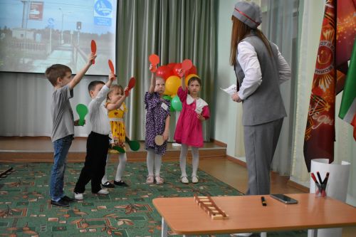 В Верхнем Услоне прошел конкурс "Зеленый огонек"