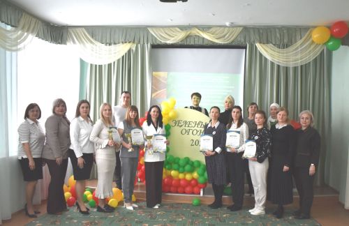 В Верхнем Услоне прошел конкурс "Зеленый огонек"