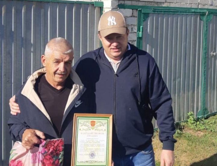 Ветеринаров Верхнеуслонского района поздравили с Днем пожилых людей