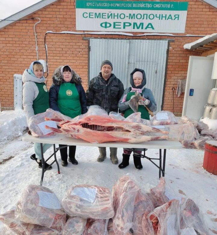 Авыл хуҗалыгы эшчәннәре Җиңүгә үз өлешләрен кертәләр