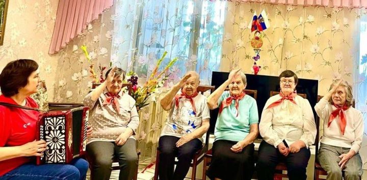 В Верхнеуслонском Доме-интернате отметили День пионерии