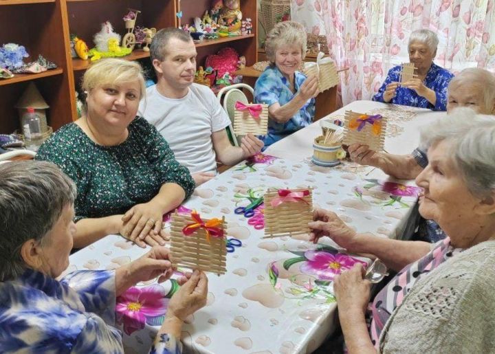 Интернат-йортта хезмәтне яраталар