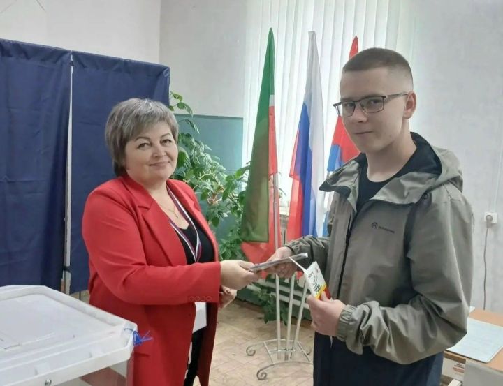 Молодёжь села Макулово приняла активное участие в выборах депутатов Госдумы