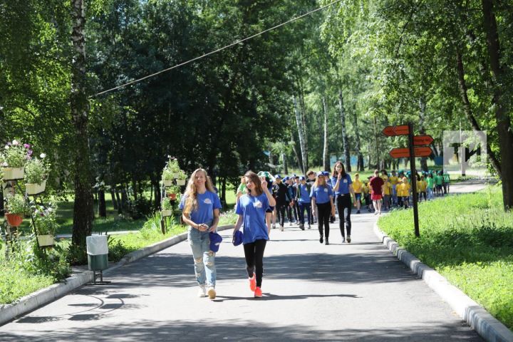 С мая татарстанцы смогут получать 50% кешбэк с путевок в детские лагеря