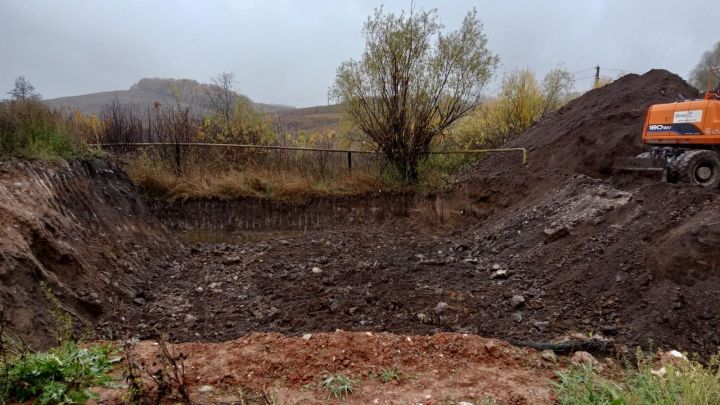 В Сеитове начали строить мост