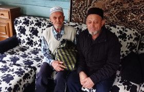 Мухтасибат района поздравил пожилых людей