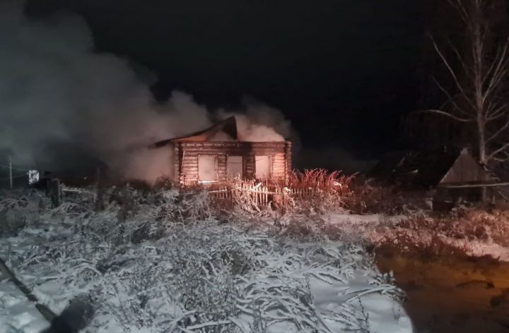 В Куралове в результате пожара сгорел дом