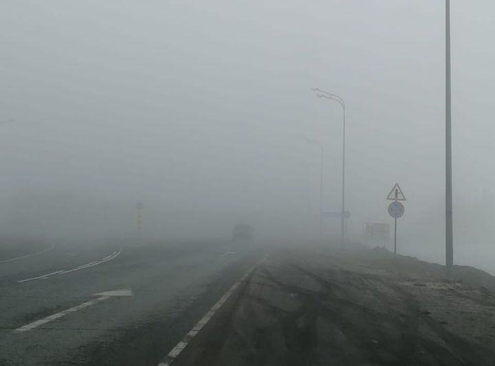 ГИБДД напоминает о соблюдении правил дорожного движения в условиях тумана
