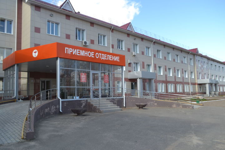 Министр здравоохранения Татарстана поблагодарил верхнеуслонских медиков за работу