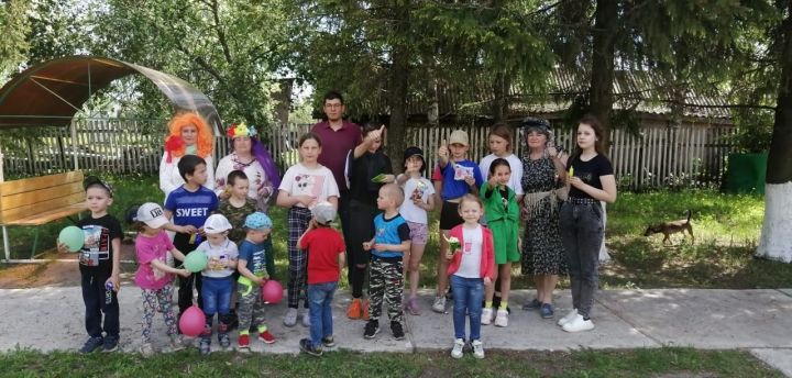 Ямбулатовских ребятишек поздравили c Днем защиты детей