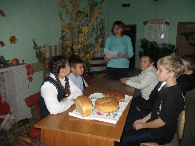 В Кильдееве прошел фольклорный праздник «Хлеб всему голова»