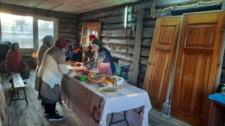 Төзелеп килүче Яңа Болгар мәчетендә ифтар ашы уздырылды