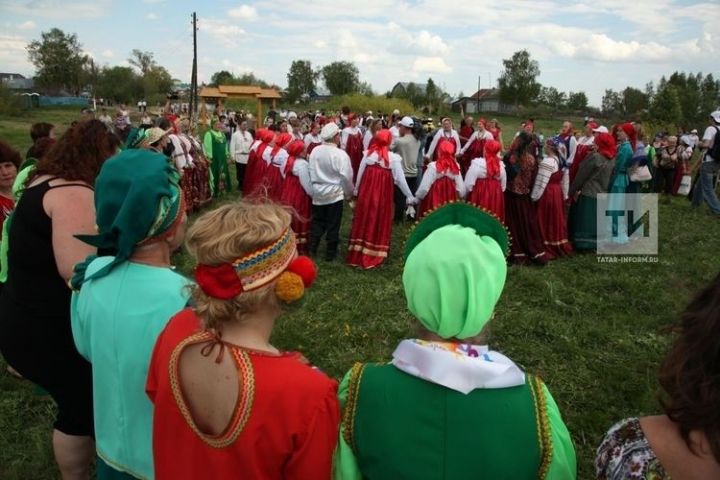 Рустам Минниханов подписал указ о проведении народного праздника «Каравон»