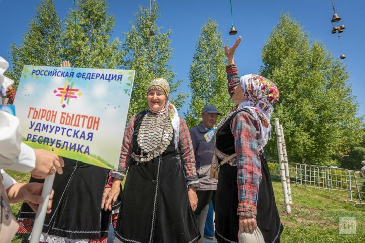 В Татарстане встретили удмуртский праздник Гырон Быдтон