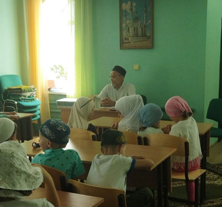 Уроки «Духовного оздоровления» прошли в мечети Салихжан в Верхнем Услоне